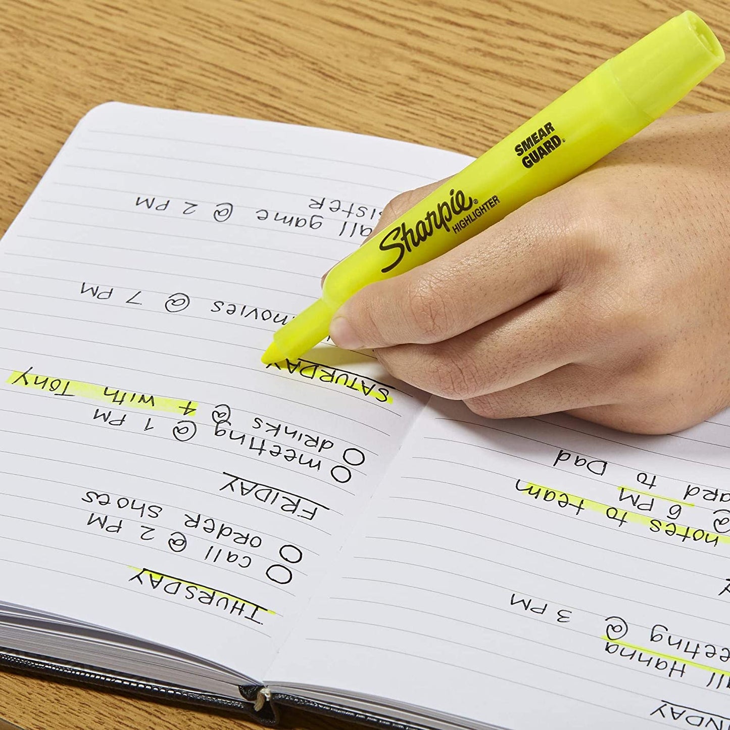 Sharpie 25025 Accent Tank Style Highlighter Chisel Tip Fluorescent Yellow Dozen